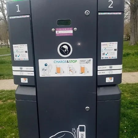 Comme A La Maison - De La Tour *