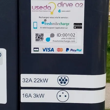 Comme A La Maison - De La Tour