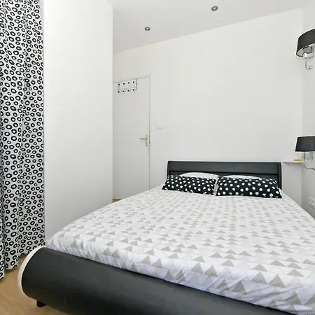 Comme A La Maison - De La Tour * Saint-Quentin (Aisne)