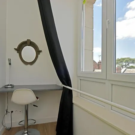 Comme à La Maison - De La Tour Appartement Saint-Quentin (Aisne)